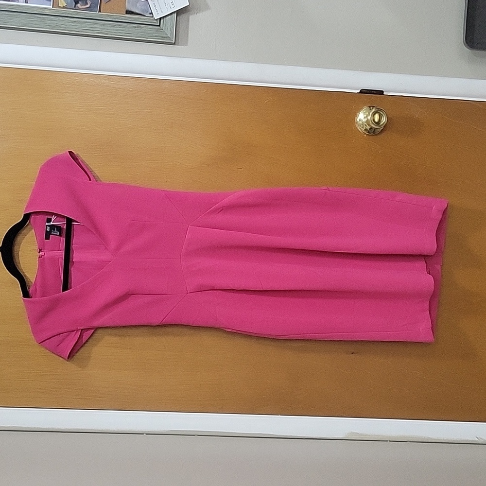 H&M pink classy dress size 4 in great condition